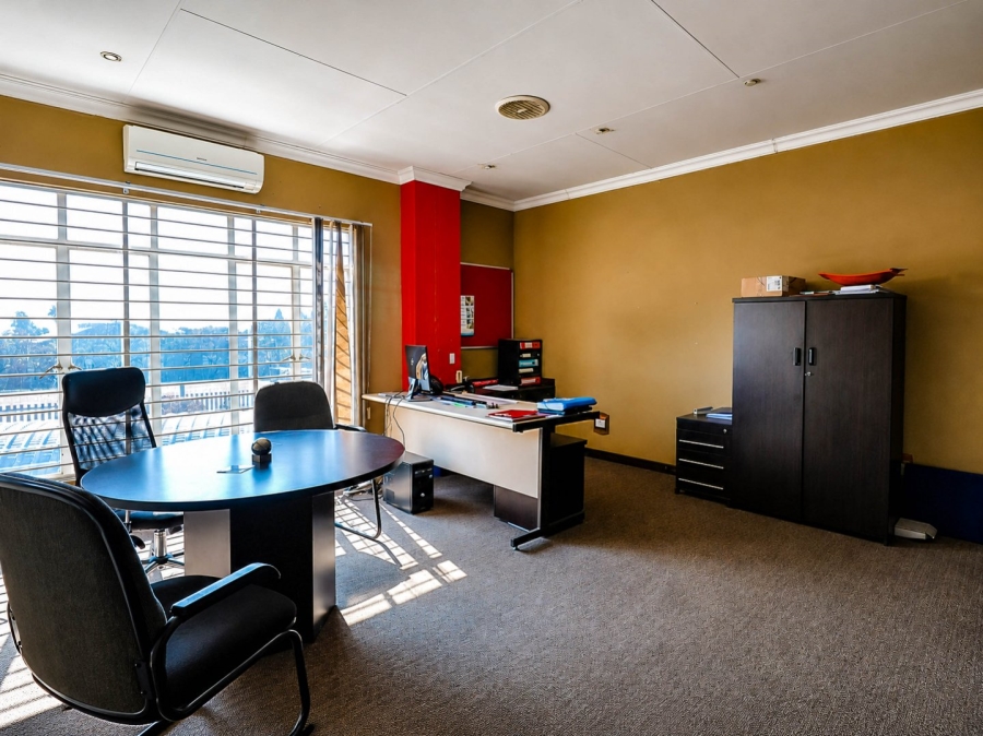 Commercial Property for Sale in Monavoni Gauteng