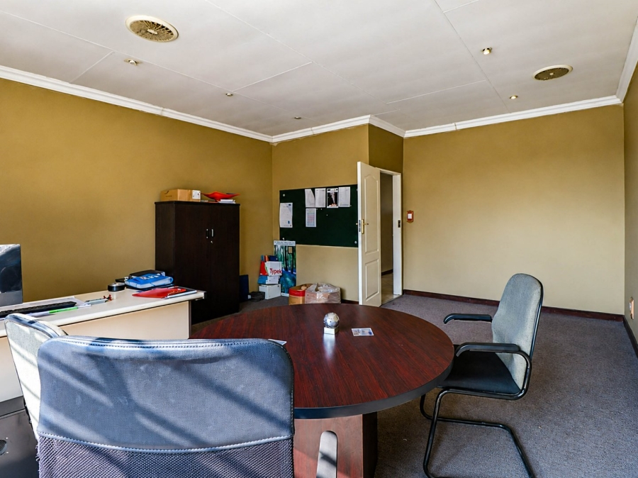 Commercial Property for Sale in Monavoni Gauteng
