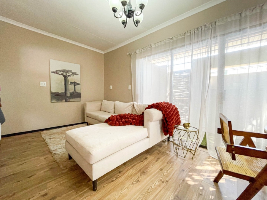 To Let 1 Bedroom Property for Rent in Parkwood Gauteng