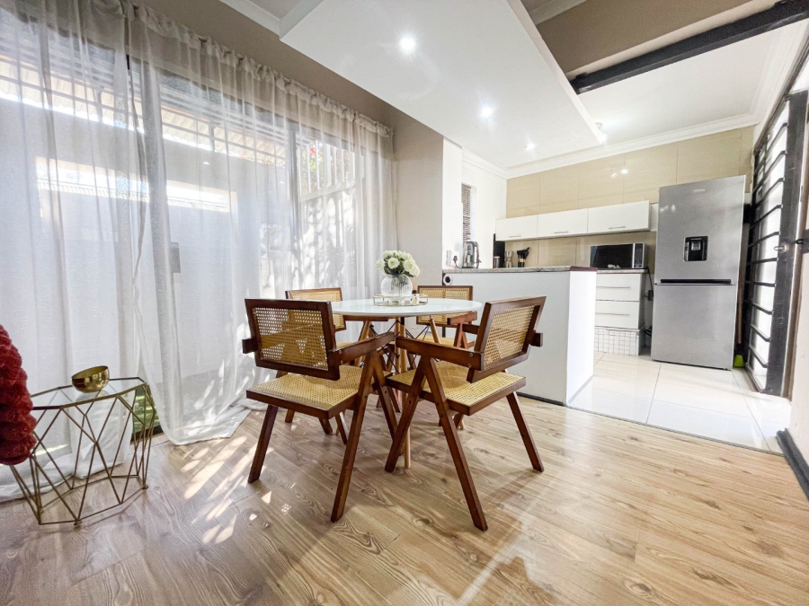 To Let 1 Bedroom Property for Rent in Parkwood Gauteng