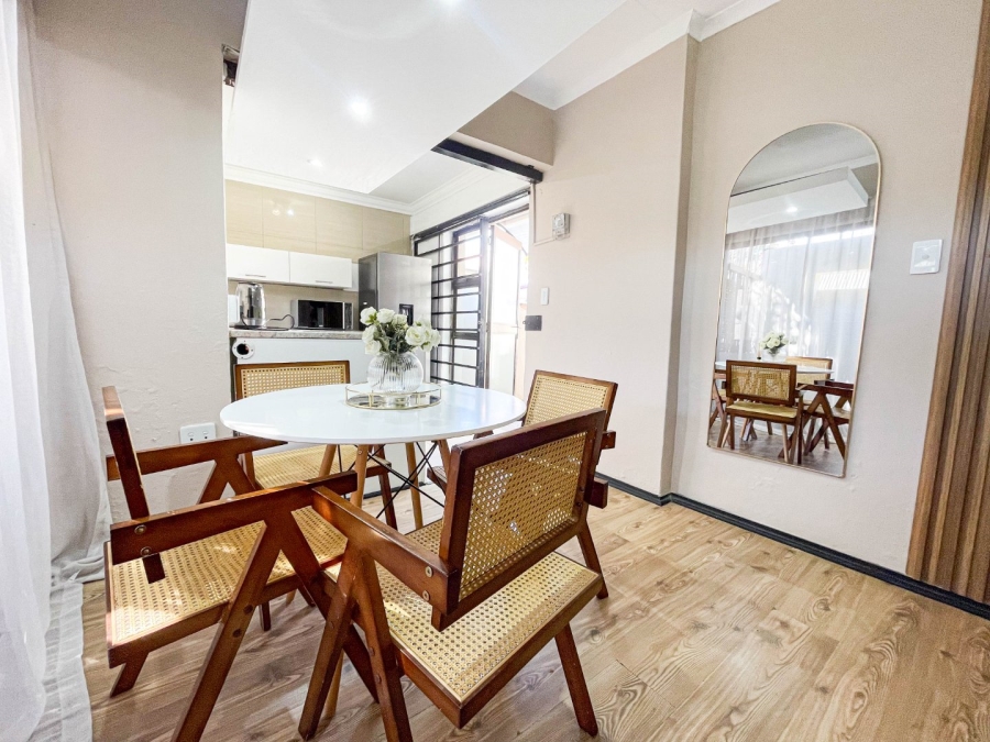 To Let 1 Bedroom Property for Rent in Parkwood Gauteng