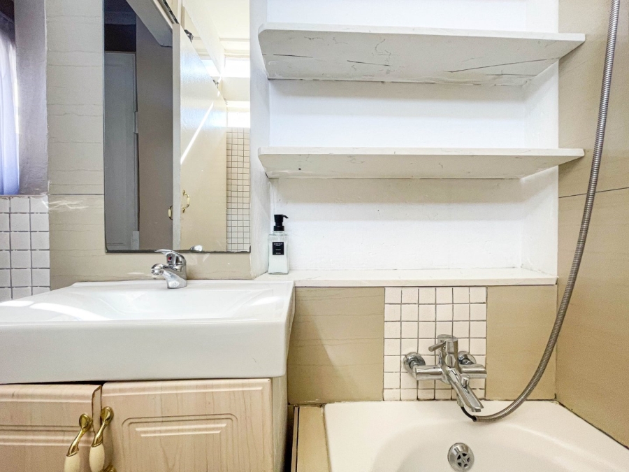 To Let 1 Bedroom Property for Rent in Parkwood Gauteng