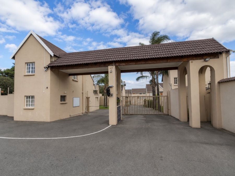 2 Bedroom Property for Sale in Eden Glen Gauteng