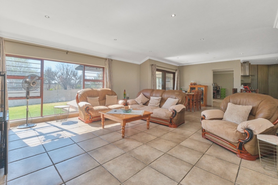 4 Bedroom Property for Sale in Johannesburg North Gauteng