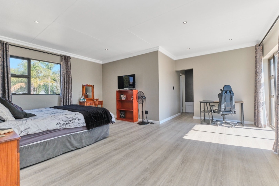 4 Bedroom Property for Sale in Johannesburg North Gauteng