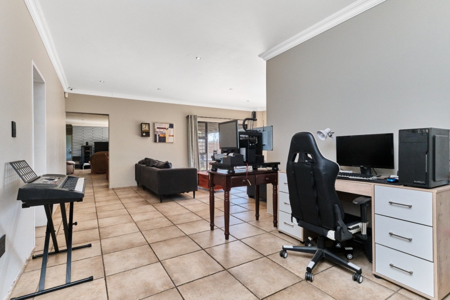 4 Bedroom Property for Sale in Johannesburg North Gauteng