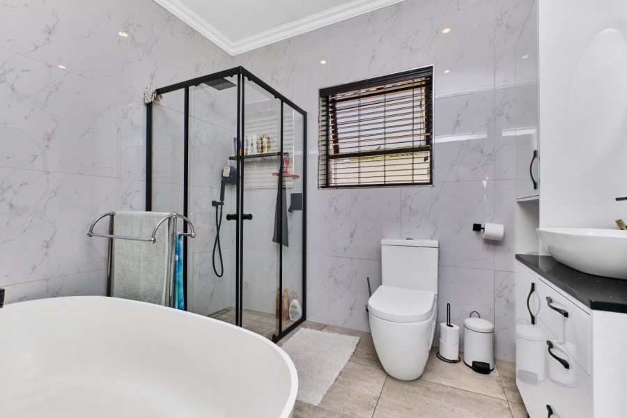 4 Bedroom Property for Sale in Johannesburg North Gauteng