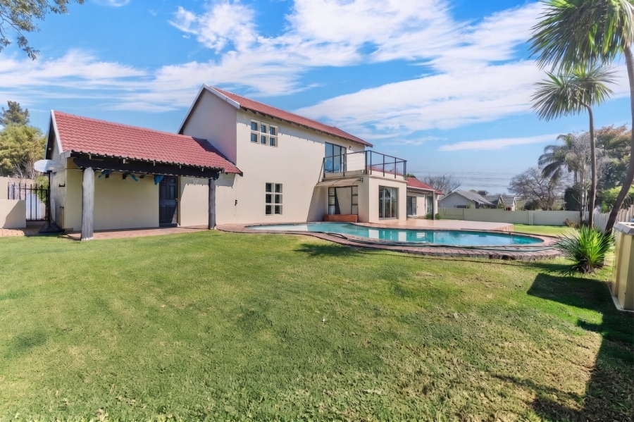 4 Bedroom Property for Sale in Johannesburg North Gauteng