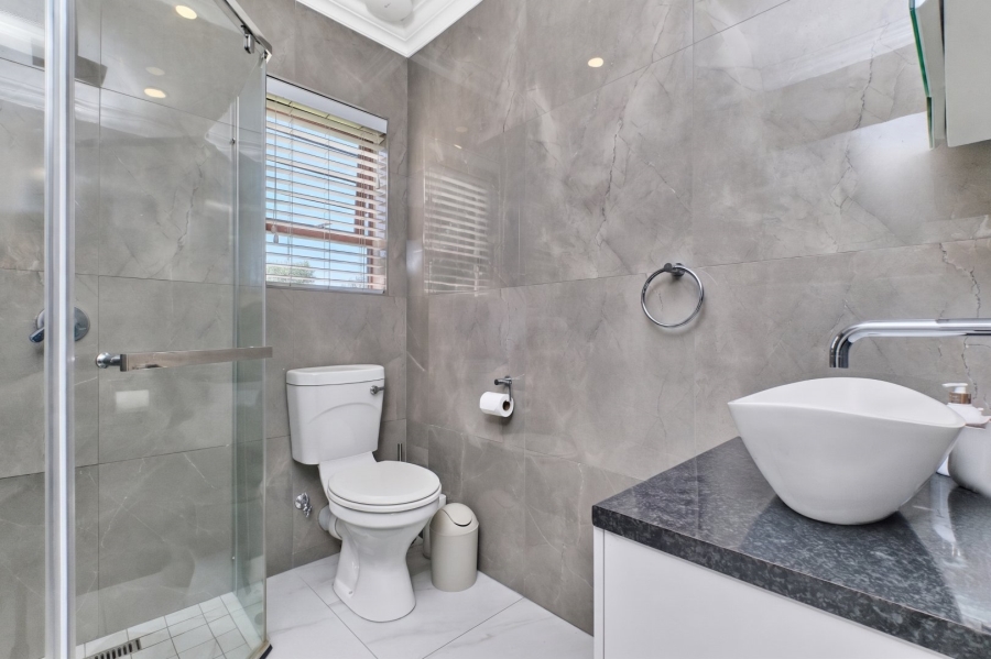 4 Bedroom Property for Sale in Johannesburg North Gauteng