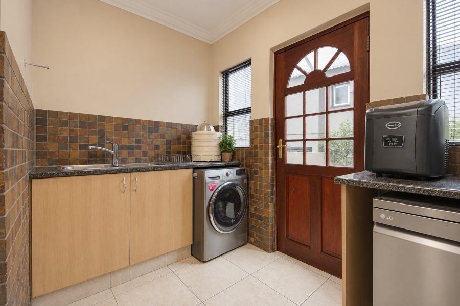 3 Bedroom Property for Sale in Bushwillow Park Estate Gauteng