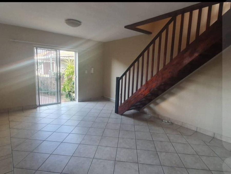 2 Bedroom Property for Sale in Erasmuskloof Gauteng