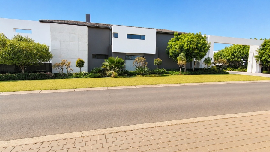 5 Bedroom Property for Sale in Midstream Ridge Gauteng