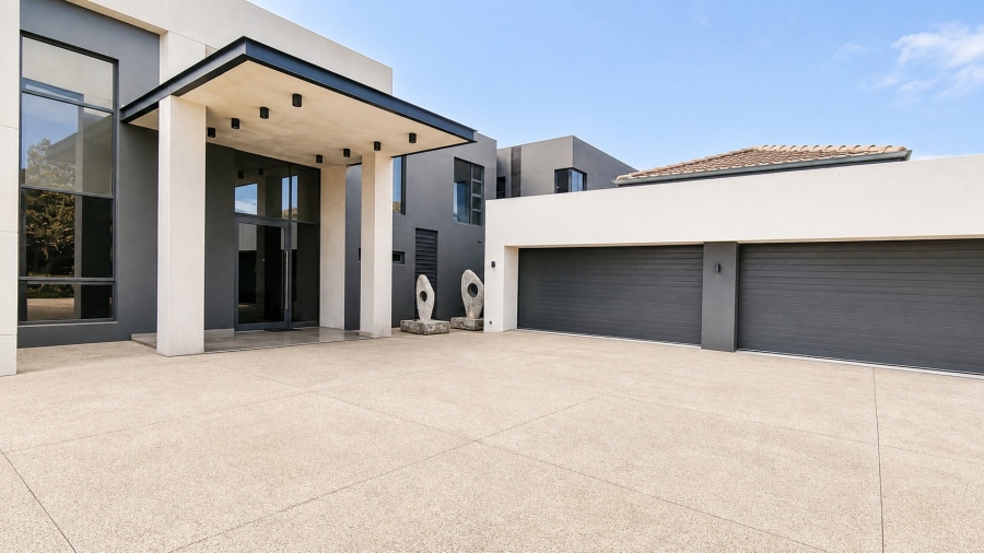 5 Bedroom Property for Sale in Midstream Ridge Gauteng