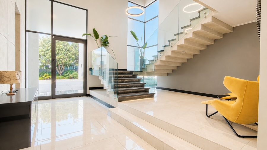 5 Bedroom Property for Sale in Midstream Ridge Gauteng