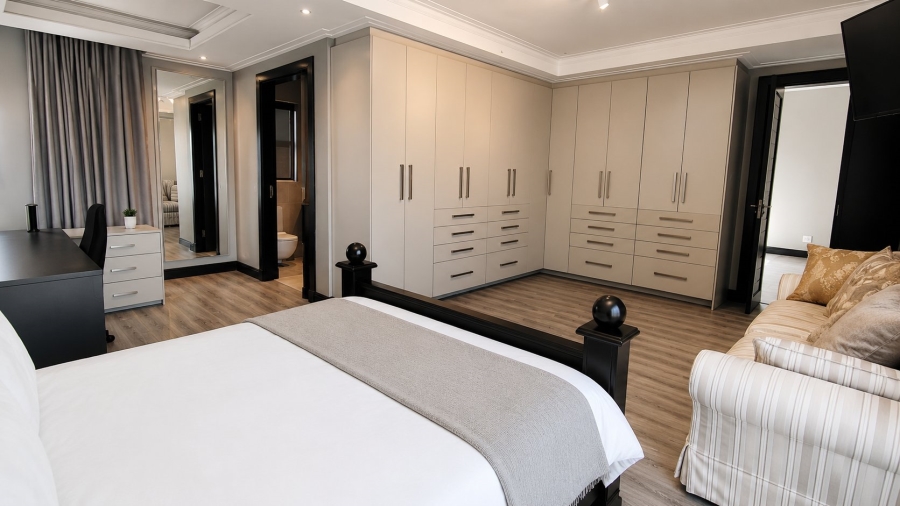 5 Bedroom Property for Sale in Midstream Ridge Gauteng