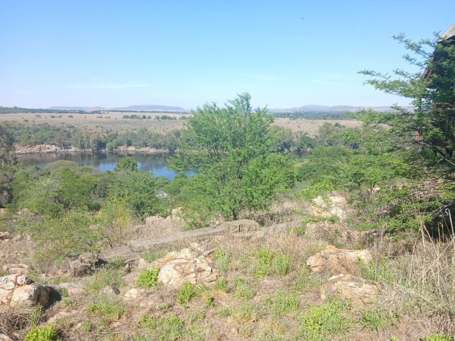 Commercial Property for Sale in Vaaloewer Gauteng