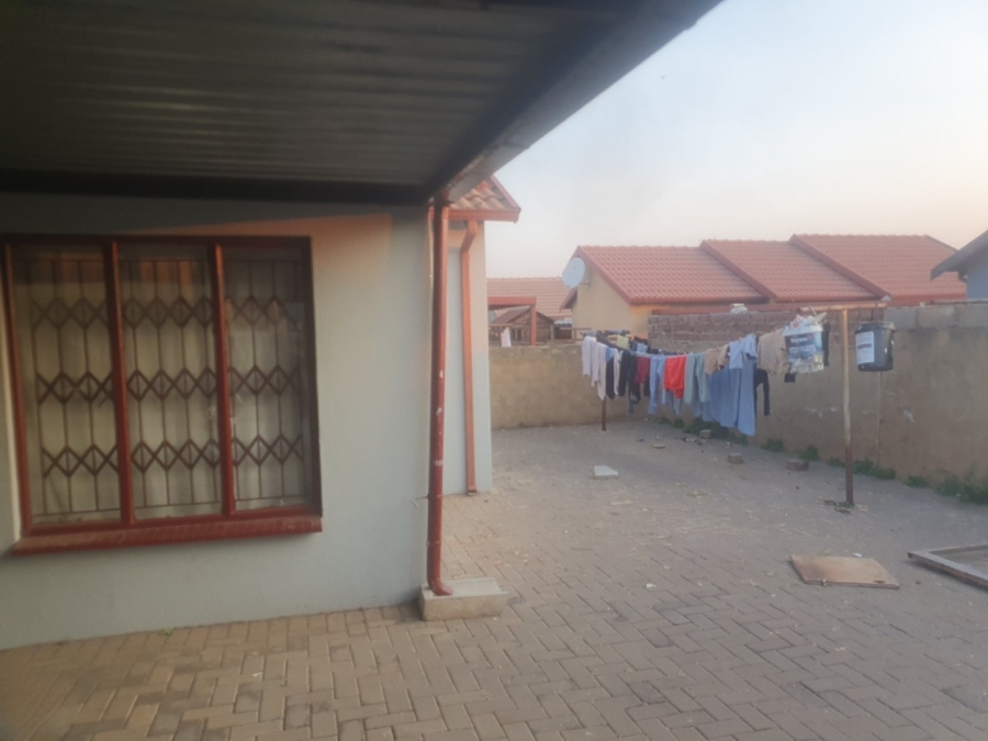  Bedroom Property for Sale in Elandspoort Gauteng