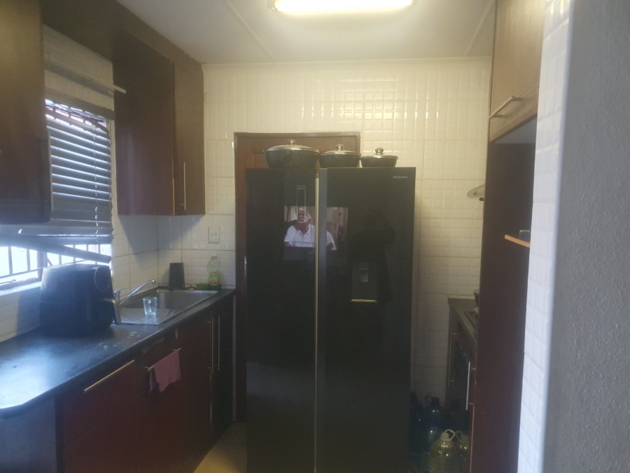  Bedroom Property for Sale in Elandspoort Gauteng