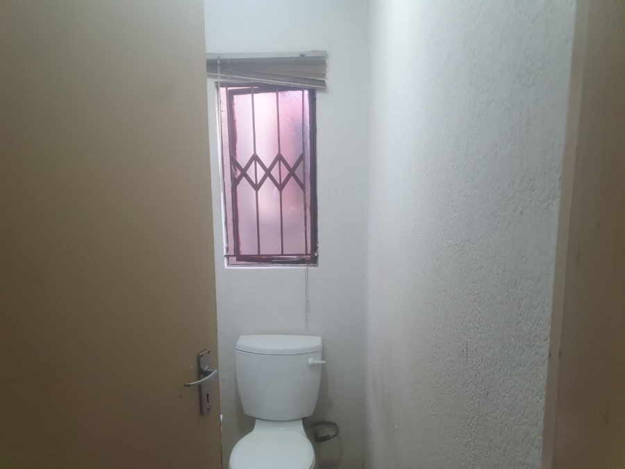  Bedroom Property for Sale in Elandspoort Gauteng
