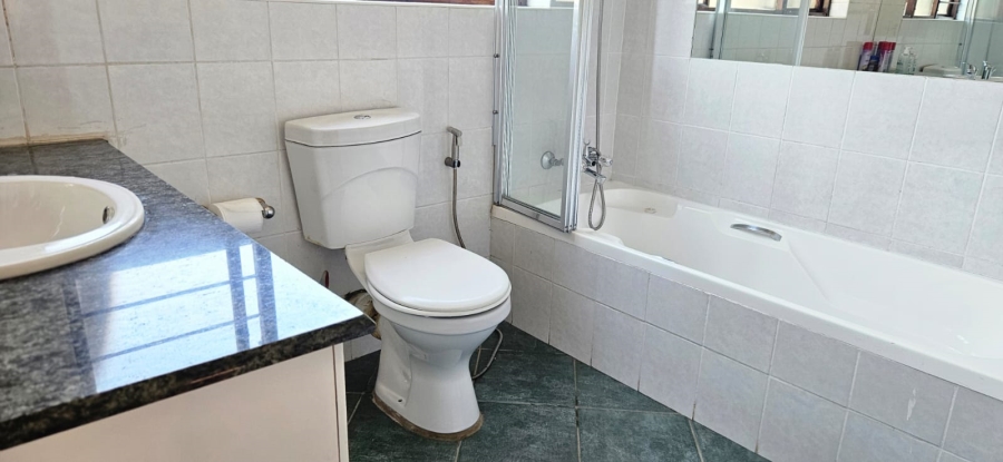 To Let 3 Bedroom Property for Rent in North Riding Gauteng