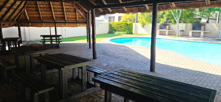 To Let 3 Bedroom Property for Rent in North Riding Gauteng