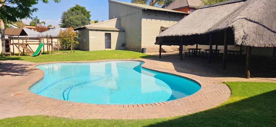 To Let 3 Bedroom Property for Rent in North Riding Gauteng