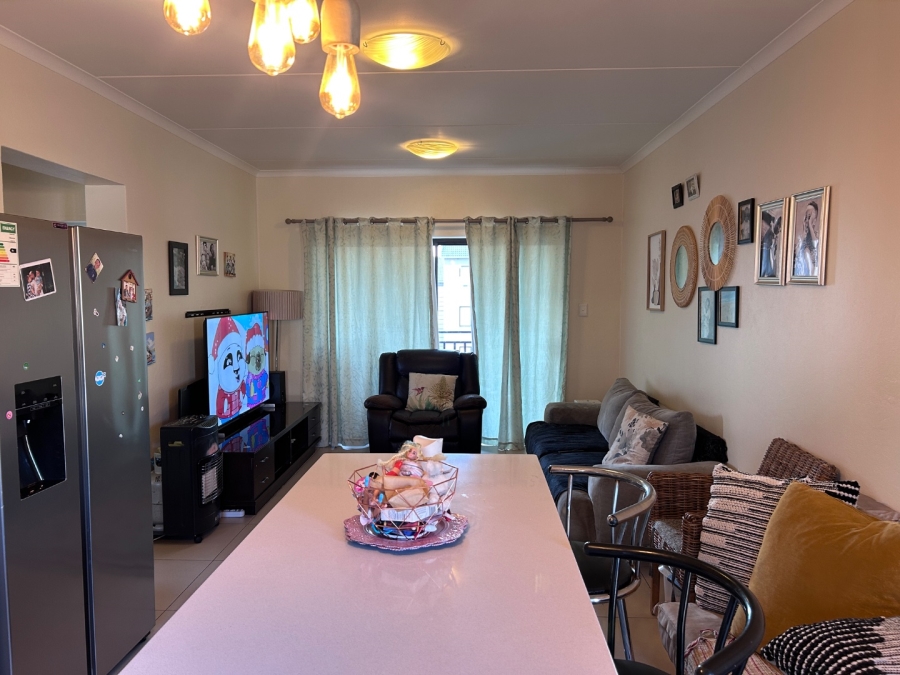 2 Bedroom Property for Sale in Erand Gardens Gauteng