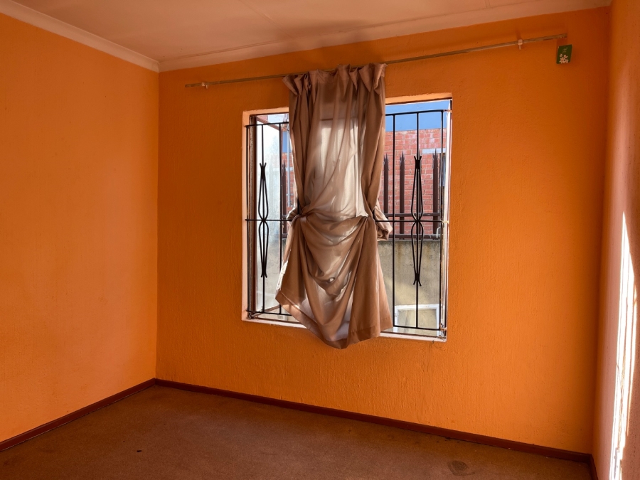 3 Bedroom Property for Sale in Clayville East Gauteng