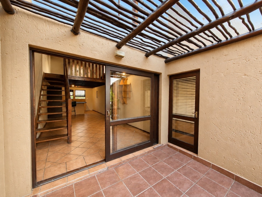 2 Bedroom Property for Sale in Sunninghill Gauteng