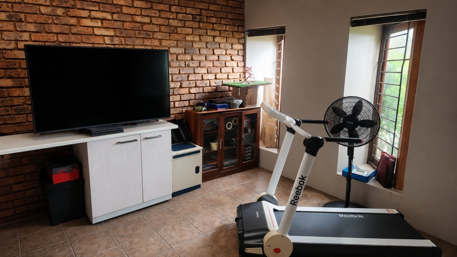 Commercial Property for Sale in Mnandi Gauteng