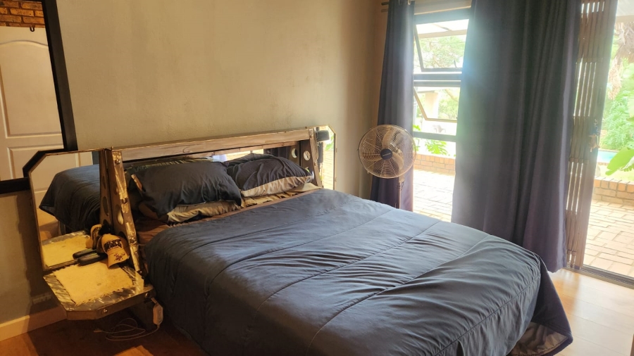 Commercial Property for Sale in Mnandi Gauteng