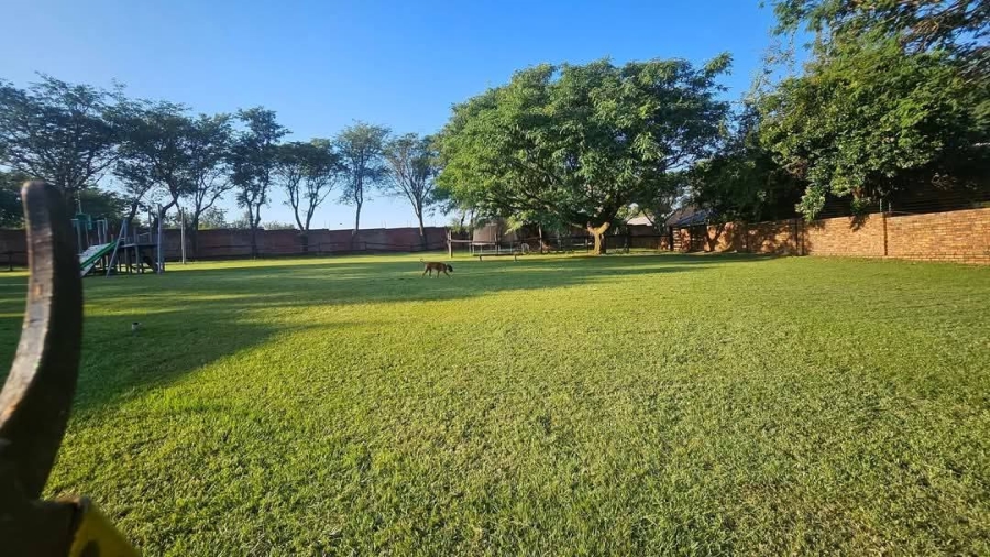 Commercial Property for Sale in Mnandi Gauteng