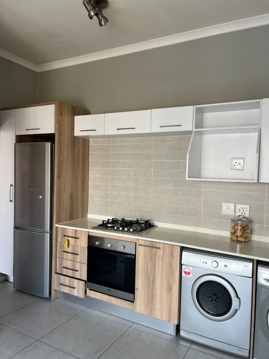 To Let 1 Bedroom Property for Rent in Modderfontein Gauteng