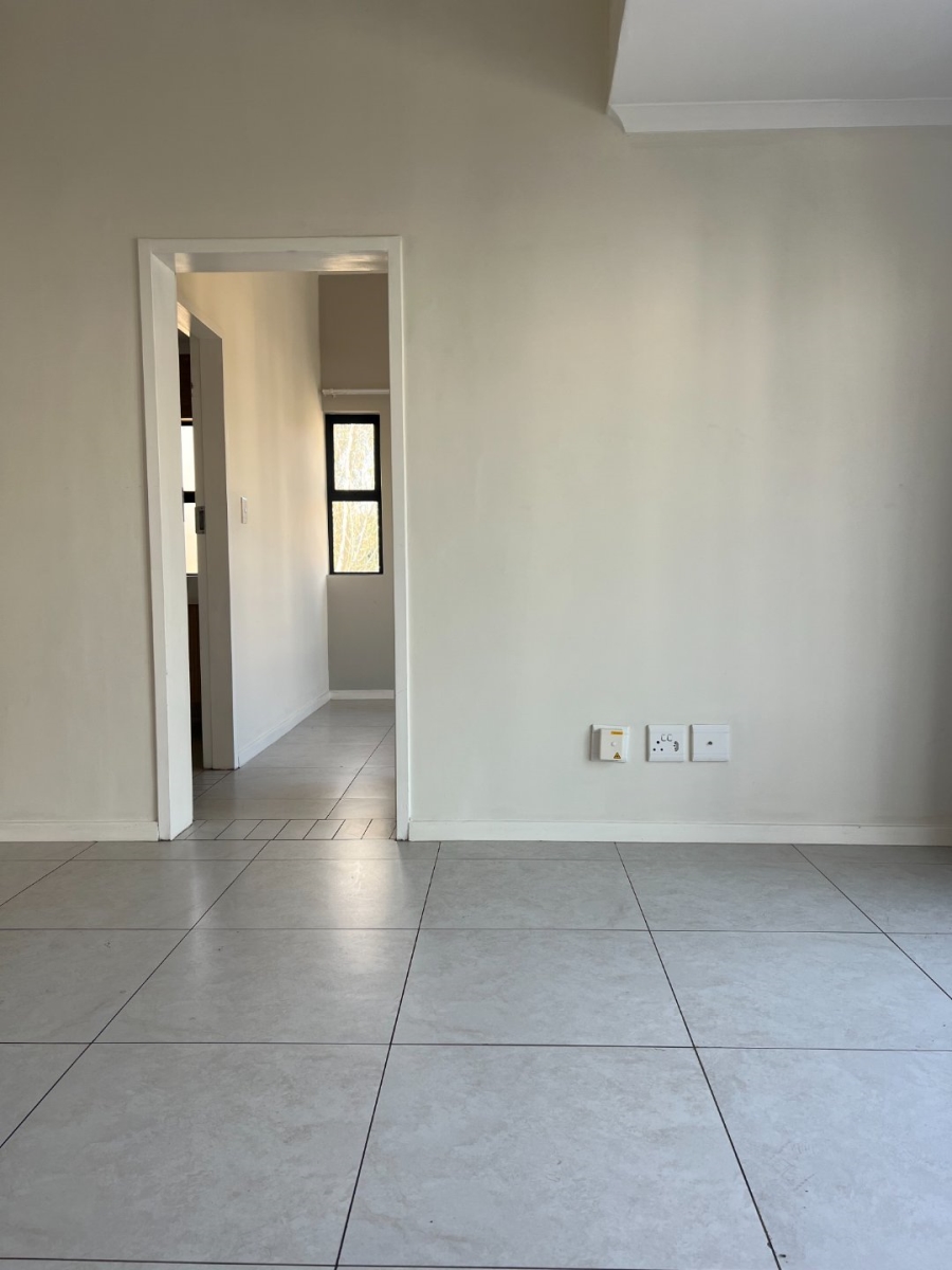 To Let 1 Bedroom Property for Rent in Modderfontein Gauteng