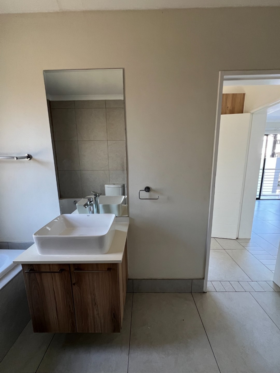 To Let 1 Bedroom Property for Rent in Modderfontein Gauteng