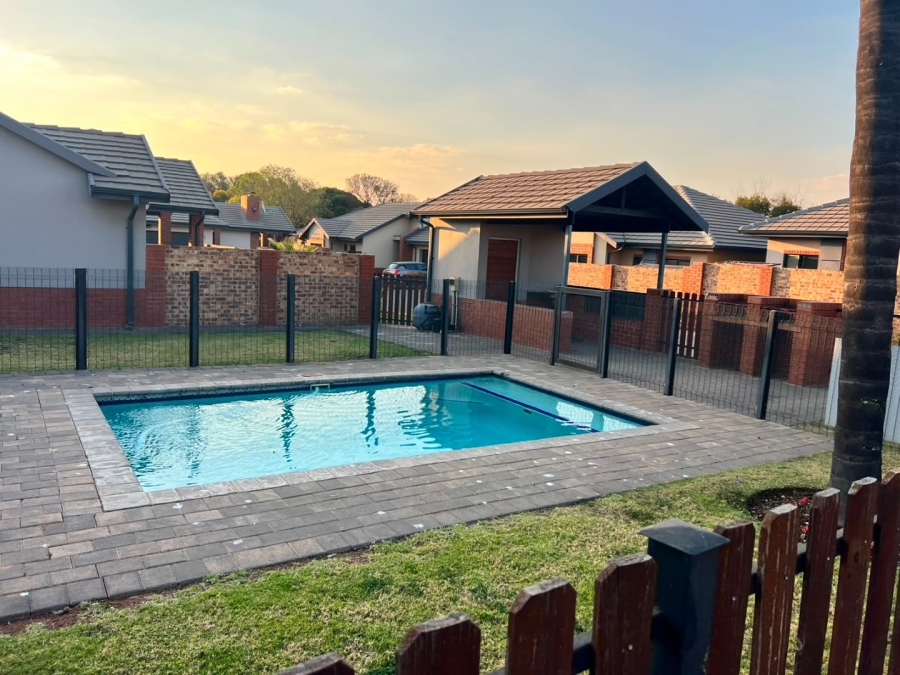 3 Bedroom Property for Sale in Equestria Gauteng