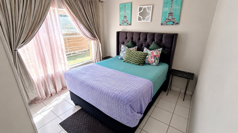 2 Bedroom Property for Sale in Heuwelsig Estate Gauteng