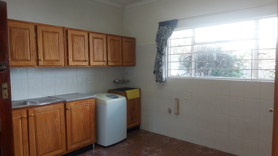 To Let 3 Bedroom Property for Rent in Brooklyn Gauteng