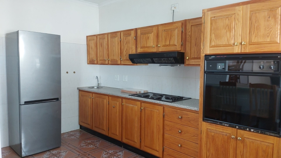To Let 3 Bedroom Property for Rent in Brooklyn Gauteng