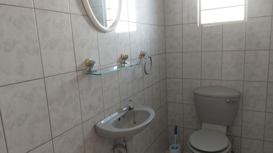 To Let 3 Bedroom Property for Rent in Brooklyn Gauteng