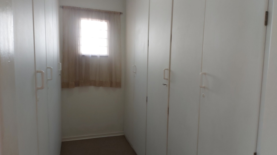 To Let 3 Bedroom Property for Rent in Brooklyn Gauteng