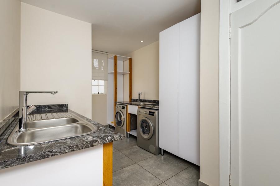 To Let 3 Bedroom Property for Rent in Melrose Gauteng