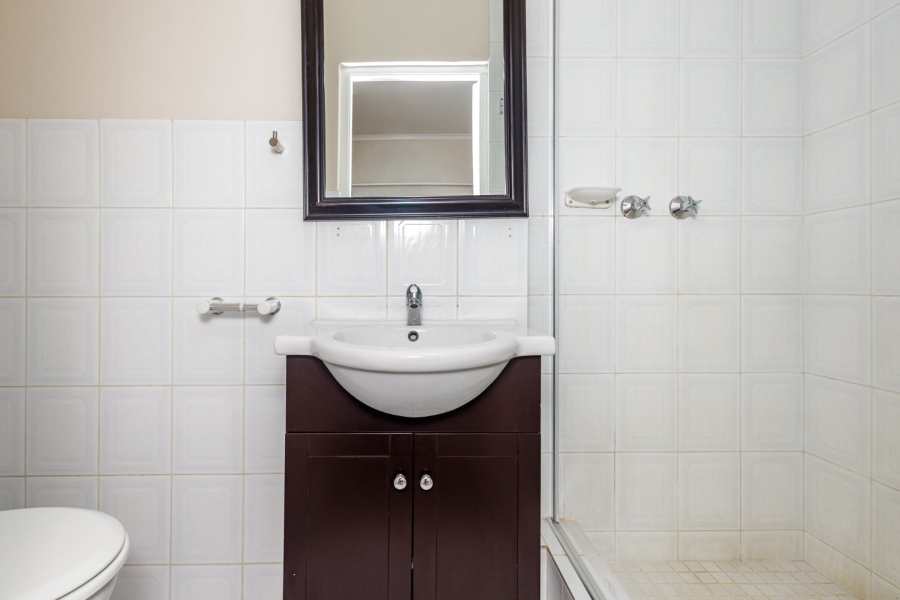 To Let 3 Bedroom Property for Rent in Melrose Gauteng