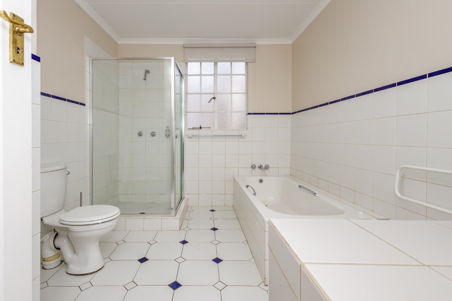 To Let 3 Bedroom Property for Rent in Melrose Gauteng