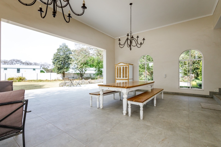 To Let 3 Bedroom Property for Rent in Melrose Gauteng