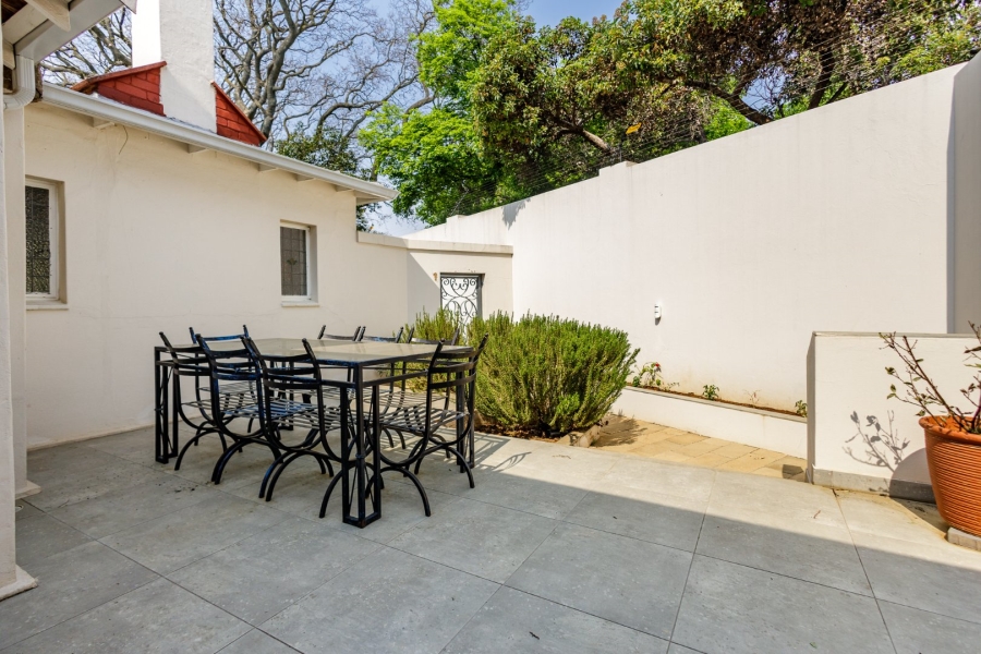 To Let 3 Bedroom Property for Rent in Melrose Gauteng