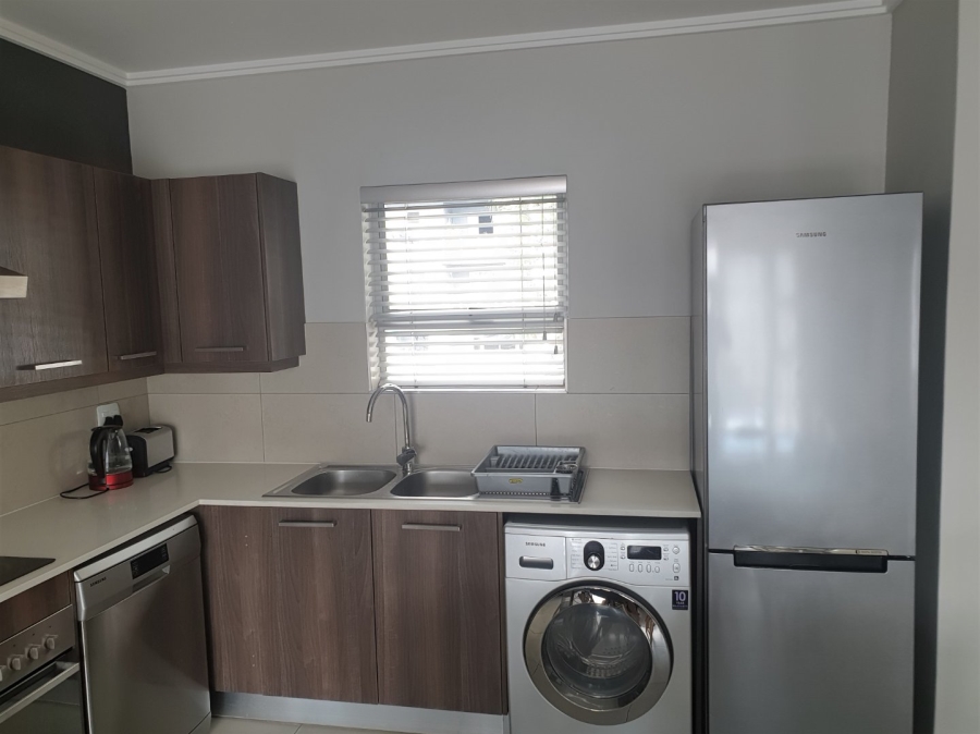 To Let 2 Bedroom Property for Rent in Atholl Gauteng