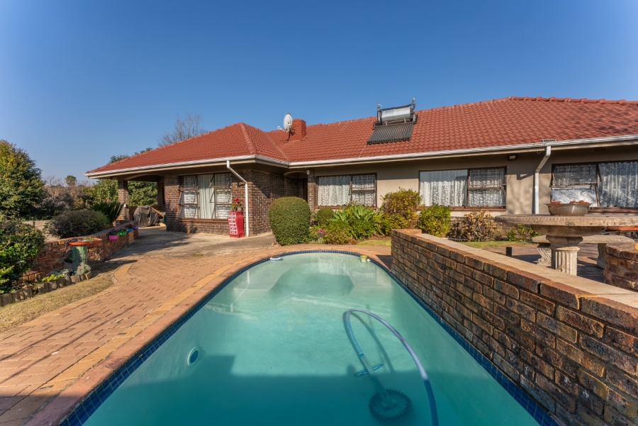 3 Bedroom Property for Sale in Eastleigh Gauteng