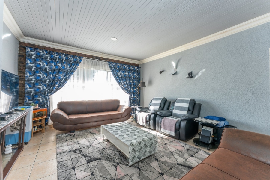 3 Bedroom Property for Sale in Eastleigh Gauteng