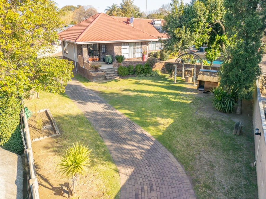 3 Bedroom Property for Sale in Eastleigh Gauteng